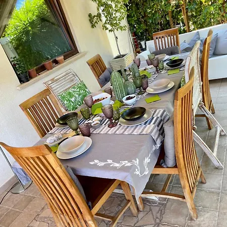 Apartamento Two Pinion Mandra Capreria